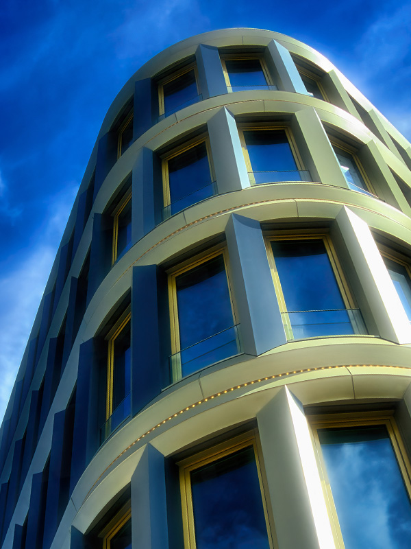 Cloud Tower (Color) - Produktbild Zoom by ARSTHOT - Photographic Art